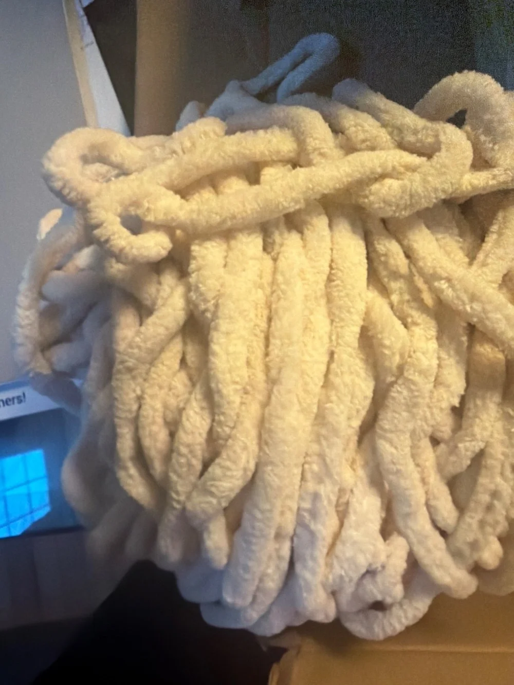 Yarn 🧶 - Picture 5 of 5